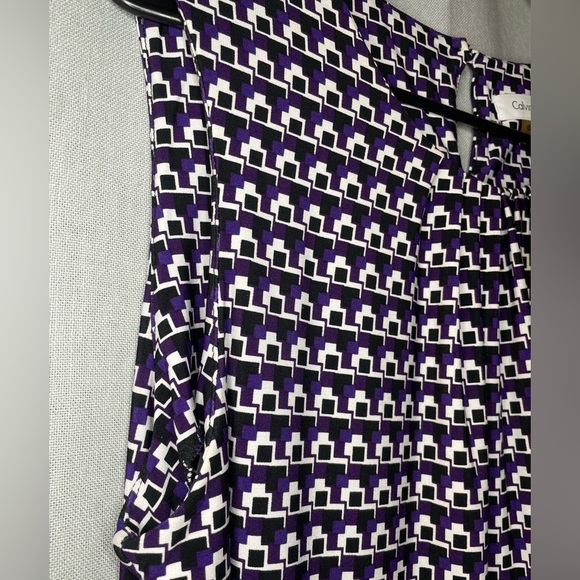 Calvin Klein purple stretch sleeveless tank-top blouse - Picture 2 of 6